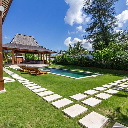 Villa Alea Estate Kerobokan Esterno foto