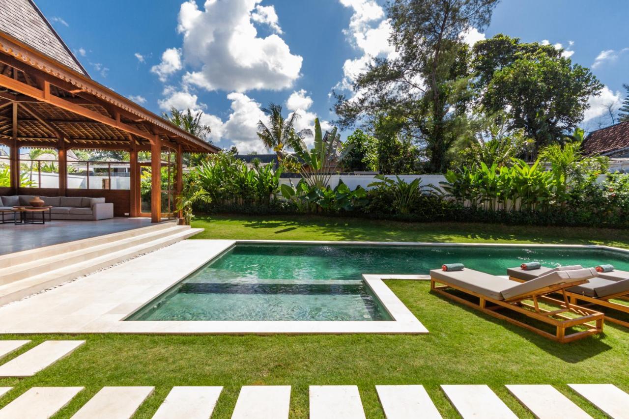 Villa Alea Estate Kerobokan Esterno foto